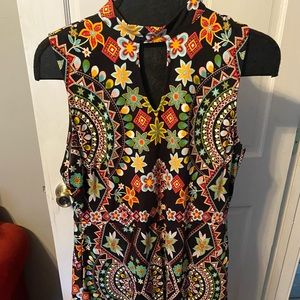NWOT midi length dress, keyhole on front & back sz Lg